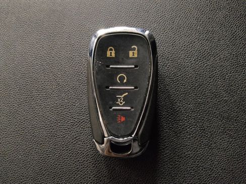 Used 2019 Chevrolet Equinox LT w/ Sun & Navigation Package image 32