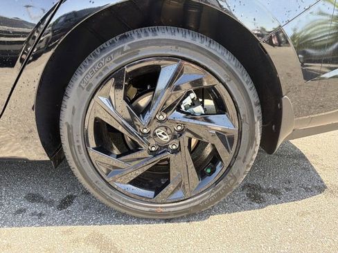 New 2026 Hyundai Elantra SEL Sport Premium FWD image 20