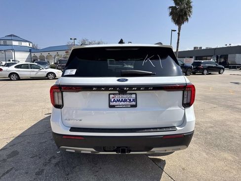 New 2026 Ford Explorer Active w/ Active Comfort Package RWD image 4