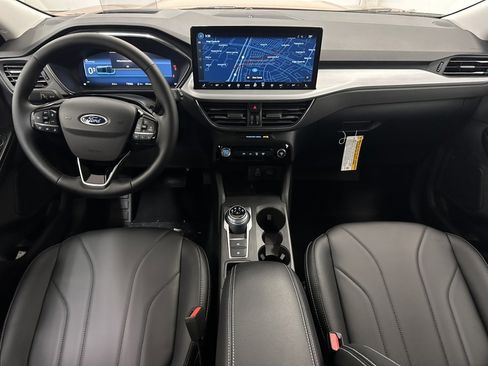 New 2025 Ford Escape SE w/ PHEV Premium Package image 17
