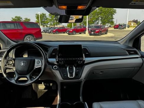 Used 2019 Honda Odyssey EX-L image 16