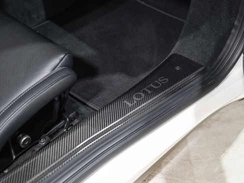 Used 2020 Lotus Evora RWD image 18