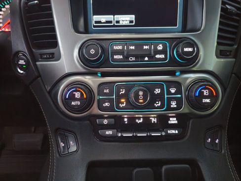 Used 2019 Chevrolet Tahoe LT image 28