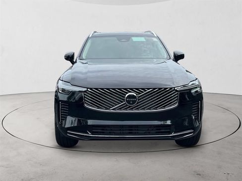 New 2026 Volvo XC90 B6 Plus w/ Protection Package Premier AWD/4WD image 8