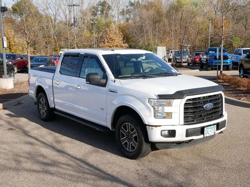 Used 2015 Ford F150 XLT w/ Equipment Group 302A Luxury image 15
