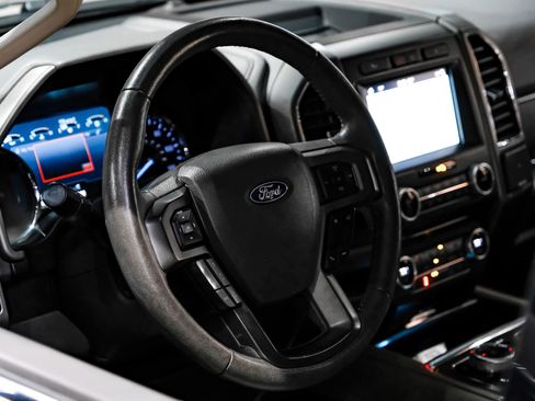 Used 2018 Ford Expedition Max XLT w/ Equipment Group 202A image 13