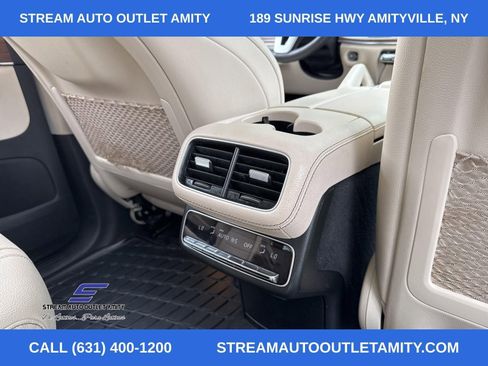 Used 2022 Mercedes-Benz GLS 450 4MATIC image 25