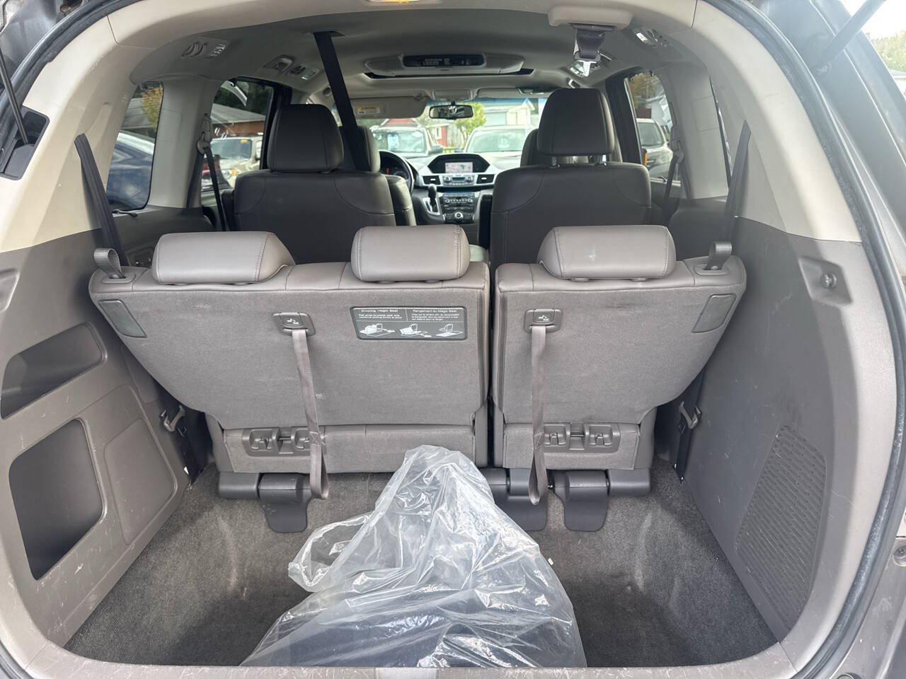 Used 2012 Honda Odyssey Touring Elite image 22