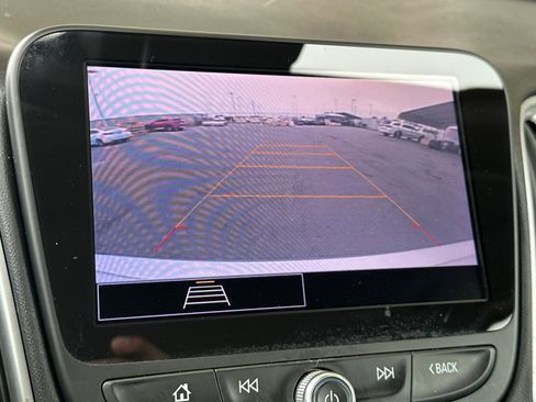 Used 2022 Chevrolet Malibu LS w/ Driver Confidence Package II image 18