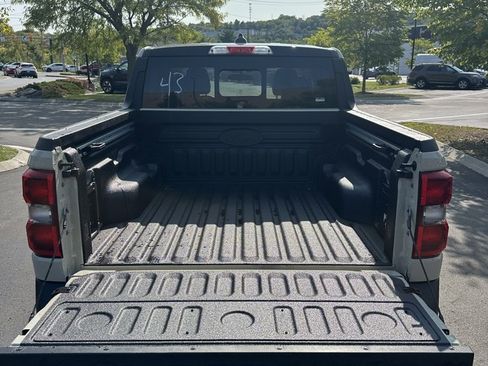 New 2025 Ford Maverick Lariat w/ Black Appearance Package image 11