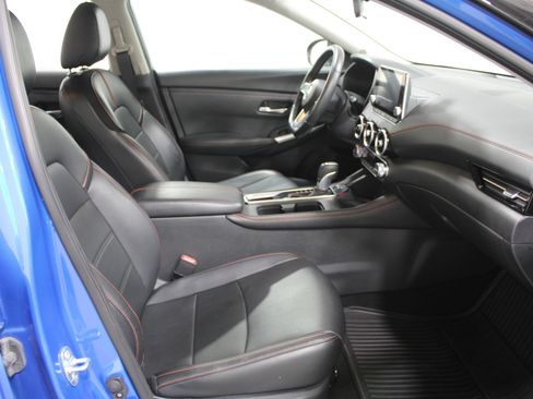 Used 2024 Nissan Sentra SR w/ SR Premium Package image 23