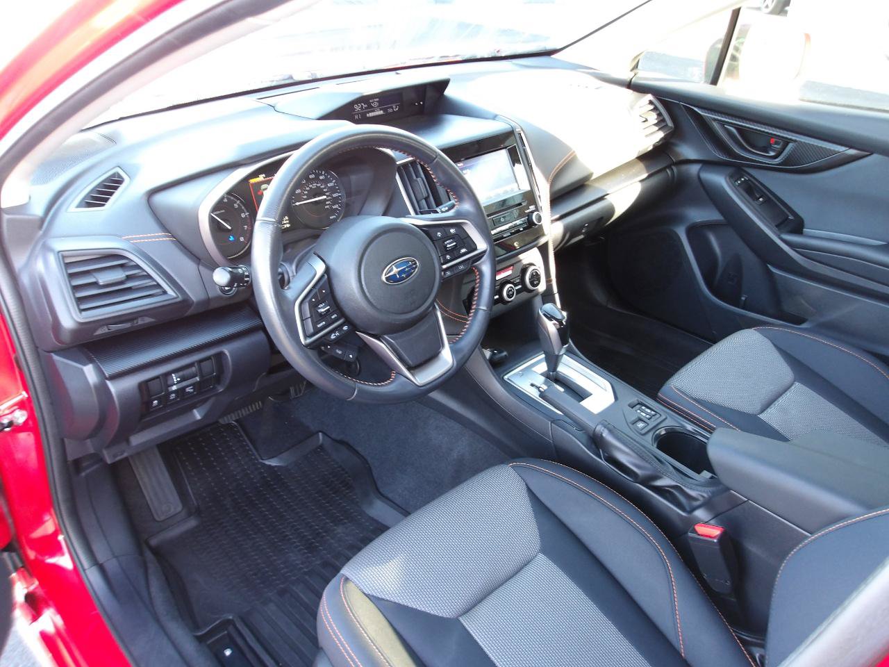 Used 2020 Subaru Crosstrek 2.0i Premium w/ Moonroof Package 2 AWD/4WD image 9