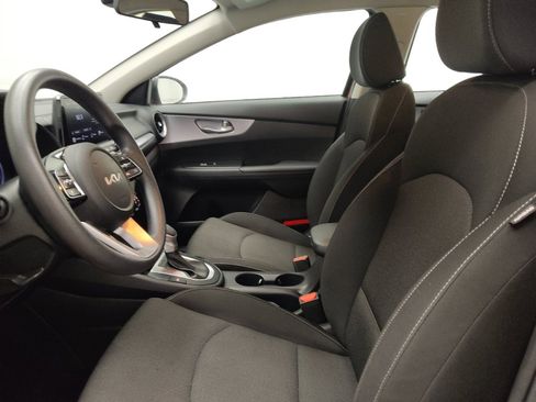 Used 2022 Kia Forte LXS FWD image 17