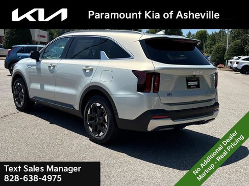 New 2026 Kia Sorento S w/ S Panoramic Sunroof Package FWD image 4