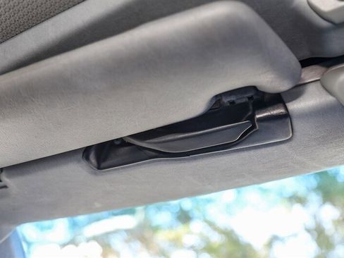 Used 1995 Mercedes-Benz E 320 Convertible image 68