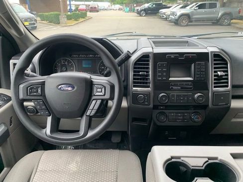 Used 2016 Ford F150 XLT image 14