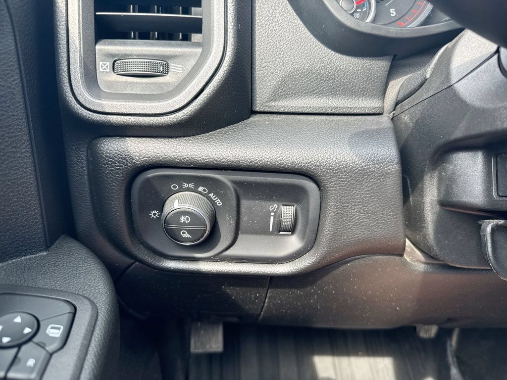 Used 2026 RAM 3500 Tradesman AWD/4WD image 19
