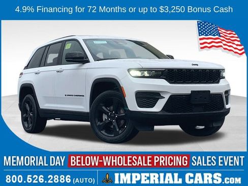 New 2025 Jeep Grand Cherokee Altitude AWD/4WD image 1
