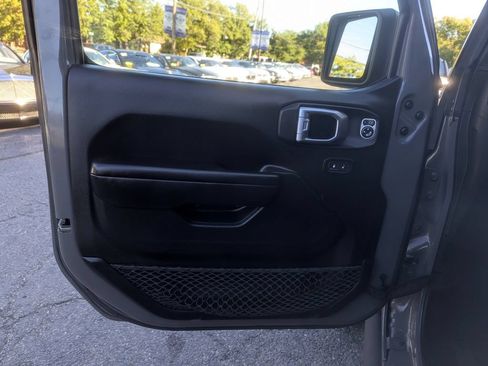Used 2019 Jeep Wrangler Unlimited Rubicon AWD/4WD image 11