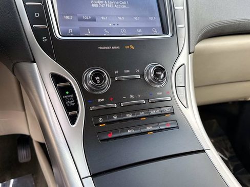 Used 2020 Lincoln Nautilus FWD w/ Equipment Group 101A image 25