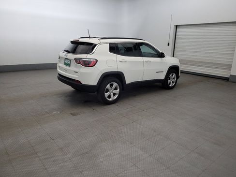 Used 2019 Jeep Compass Latitude w/ Popular Equipment Group AWD/4WD image 10