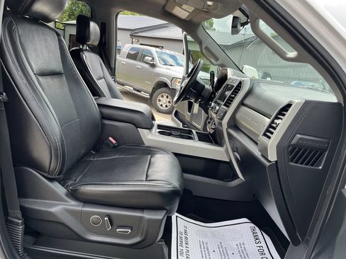Used 2019 Ford F250 Lariat w/ Lariat Value Package AWD/4WD image 21