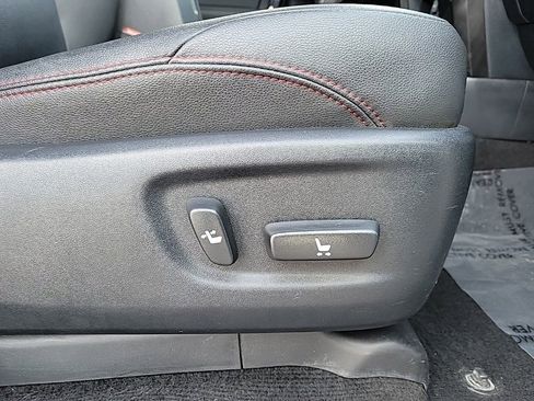 Used 2020 Toyota 4Runner TRD Off-Road Premium image 19