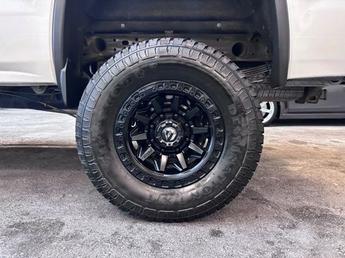 Used 2016 GMC Sierra 2500 Denali w/ Duramax Plus Package AWD/4WD image 13