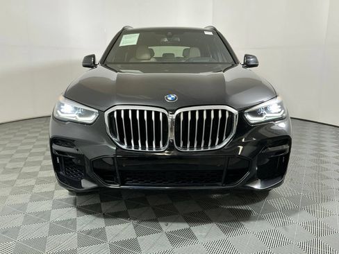Used 2022 BMW X5 xDrive40i w/ M Sport Package AWD/4WD image 3