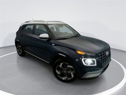Used 2024 Hyundai Venue Limited
