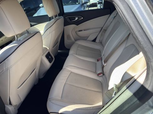 Used 2015 Chrysler 200 C w/ Premium Group AWD/4WD image 9