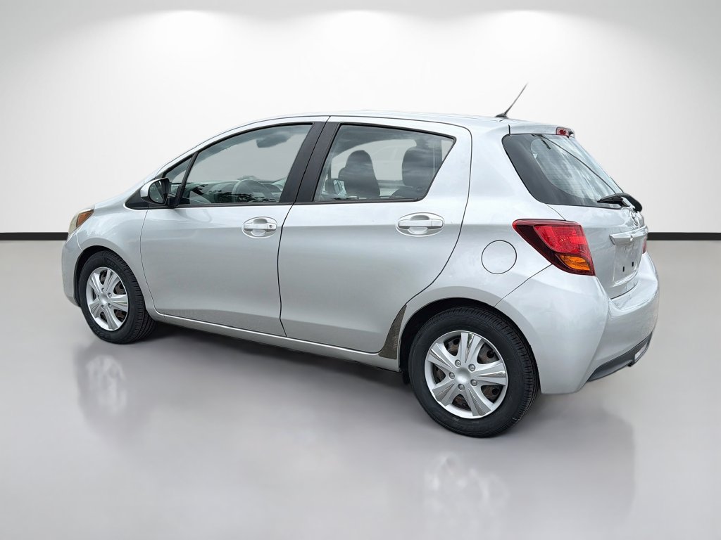 Used 2017 Toyota Yaris L FWD image 5