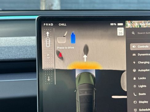 Used 2024 Tesla Model 3 Standard Range image 27