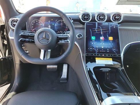 New 2025 Mercedes-Benz GLC 350e 4MATIC image 14