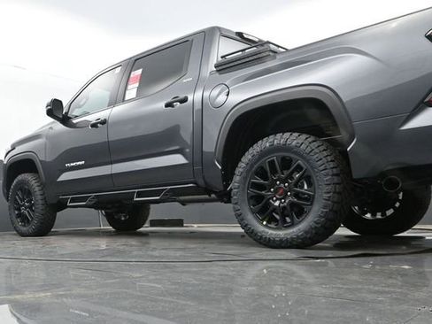 New 2026 Toyota Tundra SR5 w/ SR5 Convenience Package AWD/4WD image 24