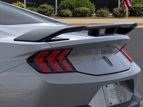 New 2026 Ford Mustang Dark Horse image 22