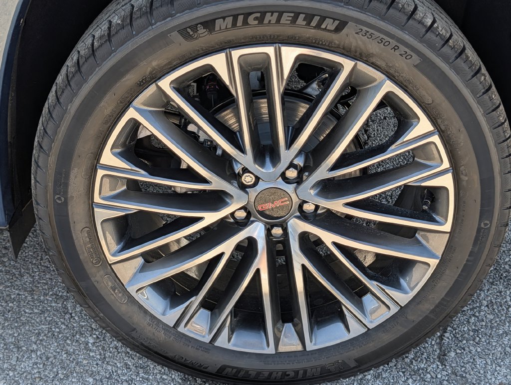 New 2027 GMC Terrain Denali w/ LPO, Floor Liner Package AWD/4WD image 10