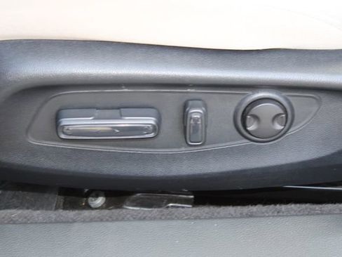 Used 2023 Honda Accord EX image 32
