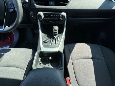 Used 2022 Toyota RAV4 XLE w/ Convenience Package AWD/4WD image 26