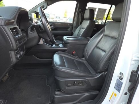 Used 2021 Chevrolet Tahoe LT AWD/4WD image 9