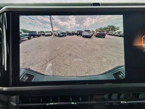 Used 2024 Jeep Gladiator Sport image 13