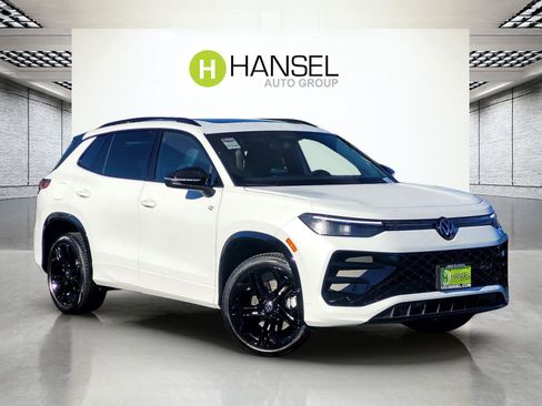 New 2026 Volkswagen Tiguan SE R-Line AWD/4WD image 1