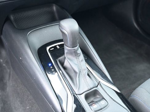 Used 2021 Toyota Corolla SE image 31