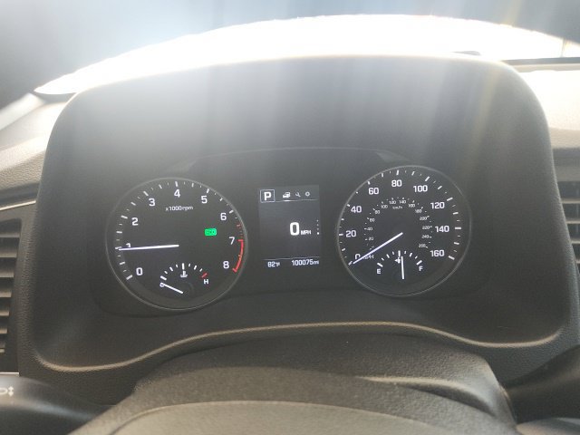 Used 2017 Hyundai Elantra Limited FWD image 21
