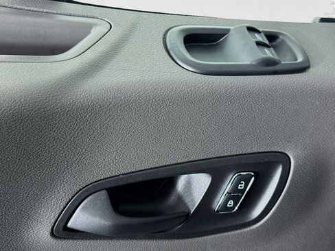 Used 2023 Ford E-Transit Low Roof image 23