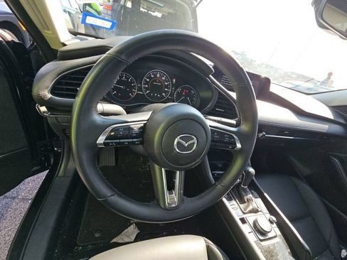 Used 2025 MAZDA MAZDA3 s FWD image 11