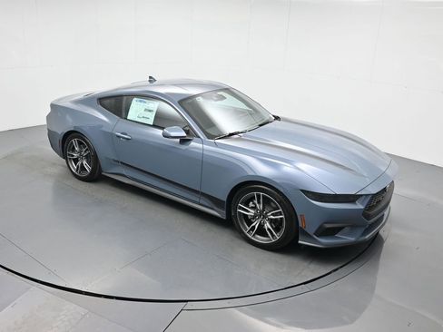 New 2025 Ford Mustang Coupe image 34