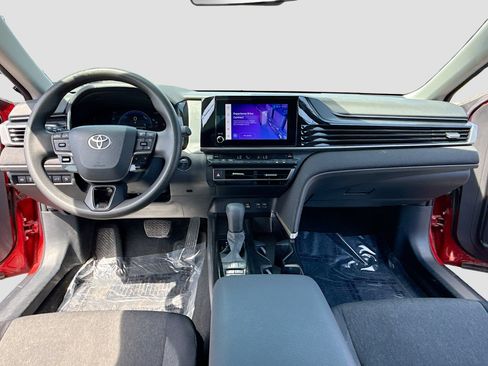 Used 2025 Toyota Camry LE FWD image 3