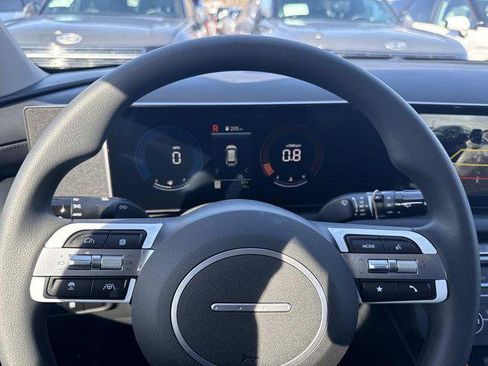 New 2026 Hyundai Tucson SE image 11