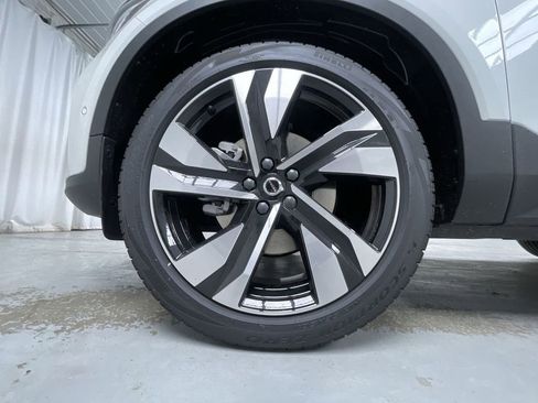 New 2026 Volvo XC40 B5 Ultra w/ Protection Package Premier image 16